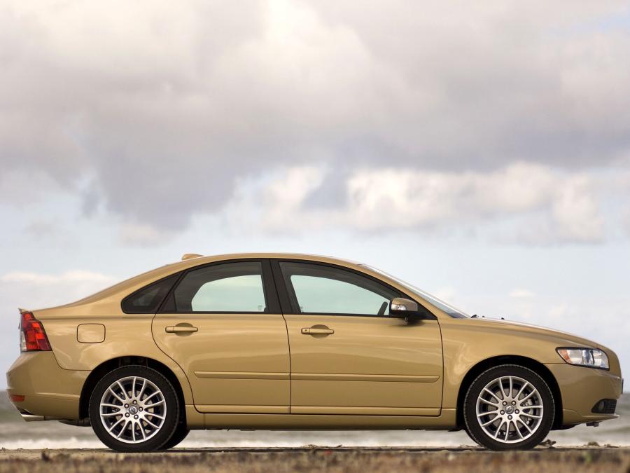  Volvo S40 T5 2007 года  (ZA) (фото 5 из 11)